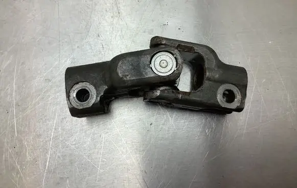 Toyota Prius (XW20) Steering column universal joint