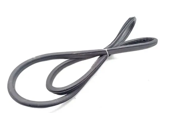 MG MG4 ev Rear door rubber seal (on body) 
