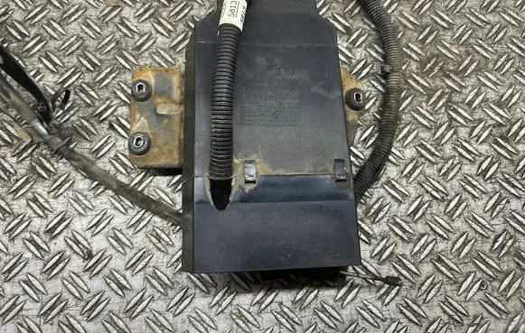 Opel Antara Hand brake control module 20951996