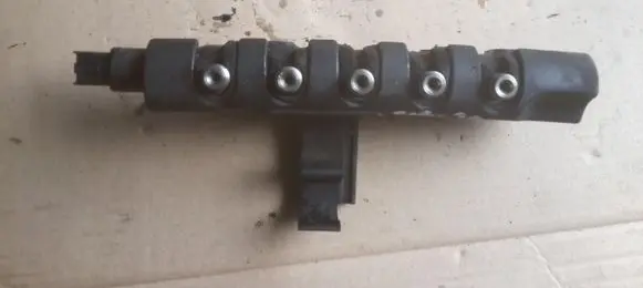 Ford Fiesta Fuel main line pipe