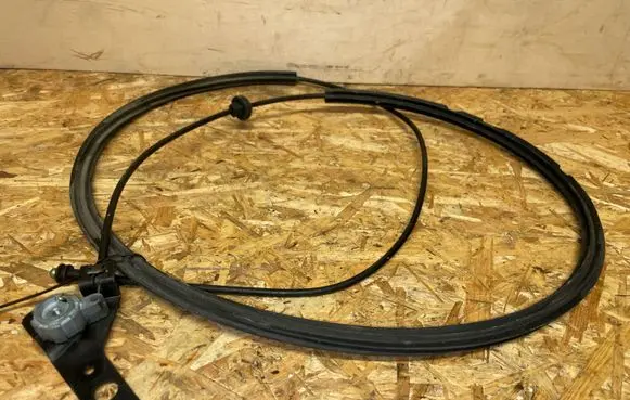 BMW 8 E31 Engine bonnet/hood lock release cable 