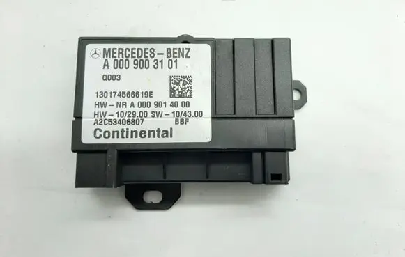 Mercedes-Benz E W212 Fuel injection pump control unit/module A0009003101