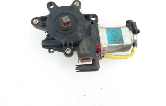 Nissan Pathfinder R51 Rear door window regulator motor 82730EA500