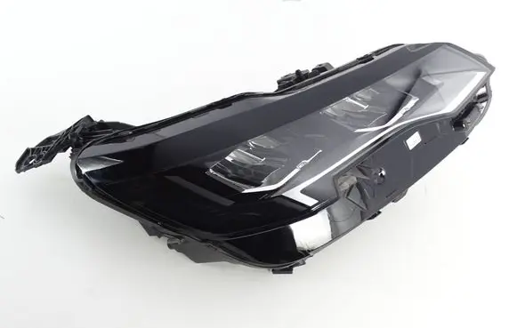 Peugeot 5008 II Headlight/headlamp 9836230180