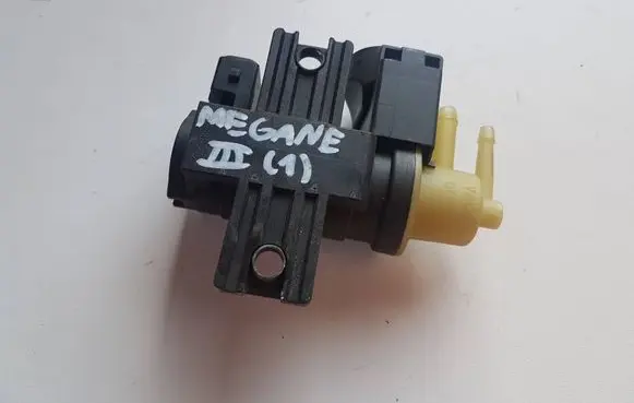 Renault Megane III Turbo solenoid valve 8200790180