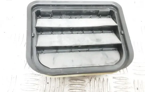 Volvo S90, V90 Quarter panel pressure vent 31369380