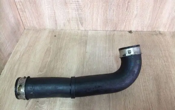 Volkswagen Golf V Intercooler hose/pipe 1K0145838N