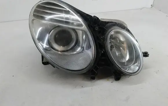 Mercedes-Benz E W211 Headlight/headlamp A047360