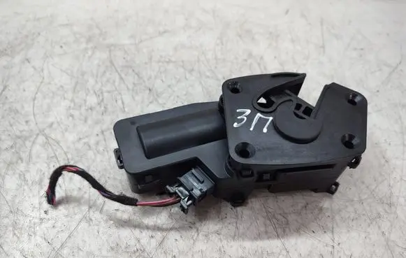 Skoda Superb B6 (3T) Tailgate boot lock/latch motor 3T0827300C