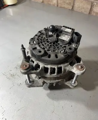 Skoda Fabia Mk3 (NJ) Generator/alternator 04B903023B F000BL08E2