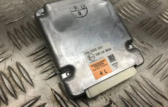 Lexus CT 200H Other control units/modules 8815076060