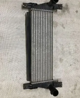 Ford Ranger Intercooler radiator AB399L440BD