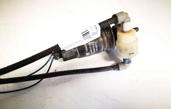 Opel Insignia A Windscreen/windshield washer pump 13250357 3240117
