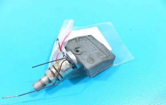 Tire pressure sensor