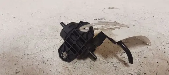 Volvo V70 Vacuum valve 9688124580