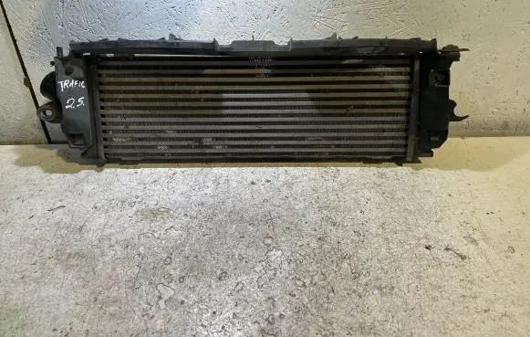 Renault Trafic II (X83) Intercooler radiator