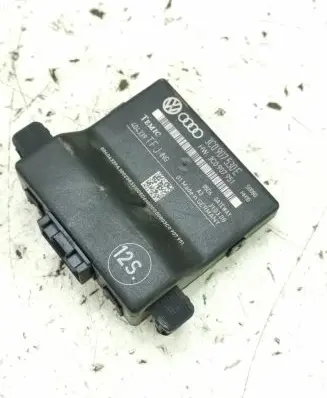 Volkswagen PASSAT B6 Gateway control module 3C0907530E 3C0907951