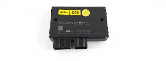Audi A4 S4 B8 8K Tow bar trailer control unit/module 8K0907383A 5DS009995 5DS00999500