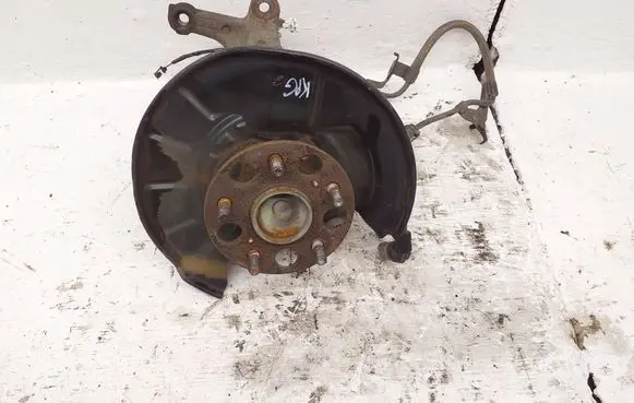 Lexus ES 300h (7th Gen) Rear wheel hub spindle/knuckle 