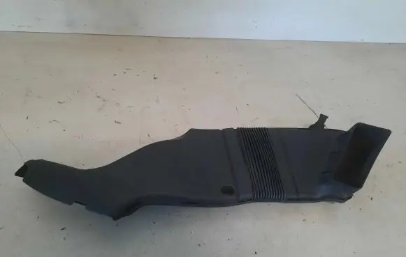 Audi A4 S4 B6 8E 8H Intercooler air guide/duct channel 8E0129617