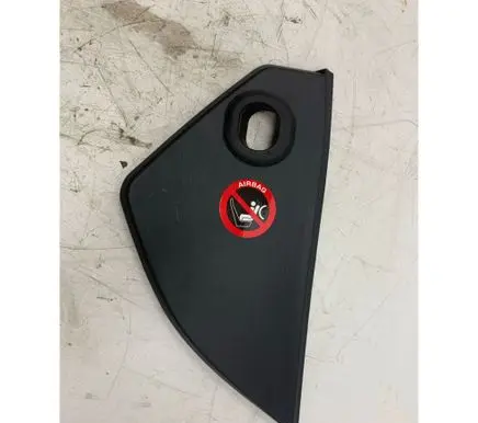 Hyundai Tucson JM Dashboard side end trim 847672E000