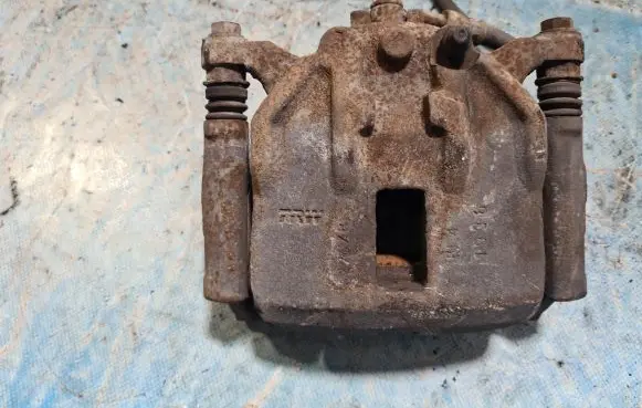 Honda Civic Front brake caliper