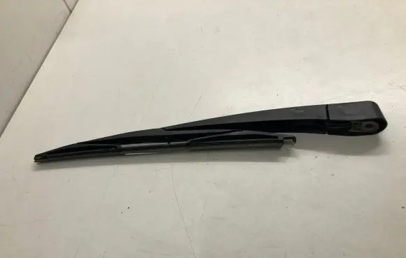 Citroen C4 II Picasso Rear wiper blade arm