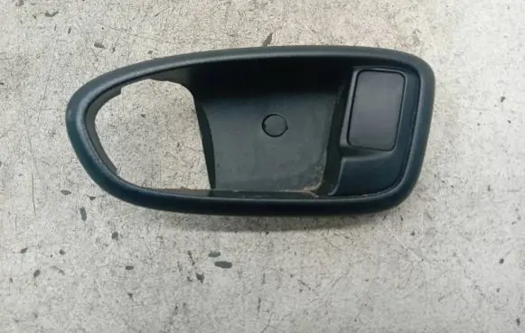 Ford Mondeo MK IV Front door interior handle trim 6M21U226A37
