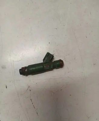 Volvo V70 Fuel injector 9470229
