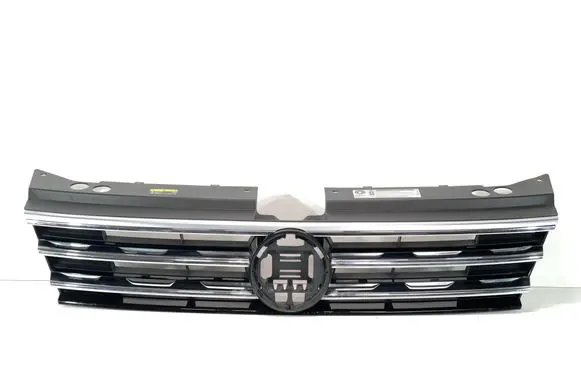 Volkswagen Tiguan Front bumper upper radiator grill 5NA853653
