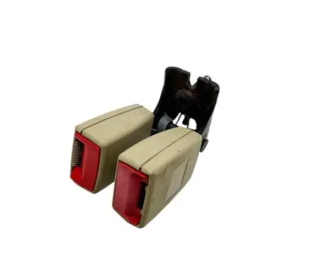 Ford Fusion II Middle seatbelt buckle (rear) P34199732CBL