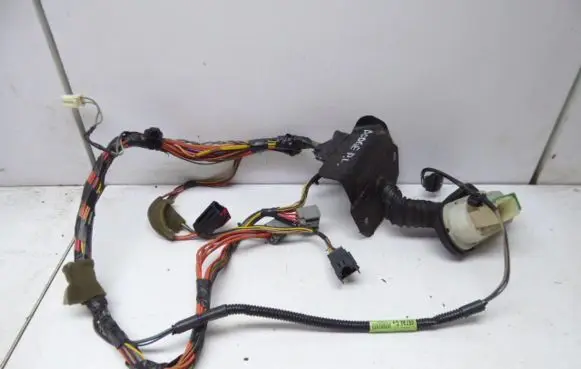 Dodge Caliber Front door wiring loom/harness boot P04795497AE