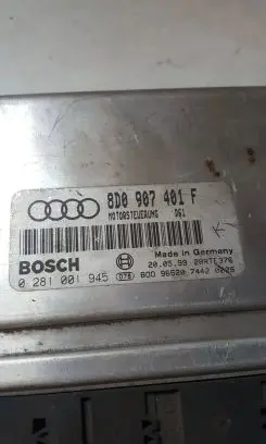 Audi A4 S4 B5 8D Engine control unit/module 8D0907401F 28RTE376 0281001945