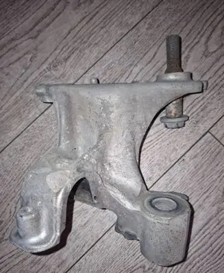 Renault Talisman Sway bar bush bracket, front 548512672R