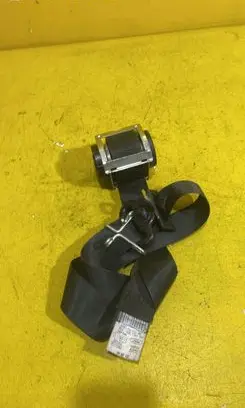 Ford Kuga I Seat belt trim 
