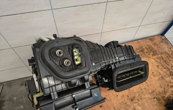 Opel Astra J Interior heater climate box assembly 13412748 DC318001
