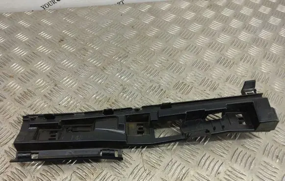 BMW X1 F48 F49 Sill supporting ledge 7332333