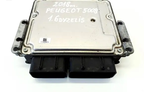 Peugeot 5008 II Engine control unit/module 9825318080 9810158580