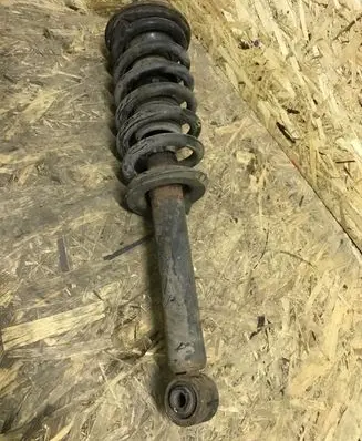 Mitsubishi Pajero Front shock absorber with coil spring
