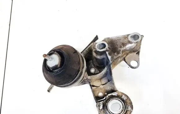 Volkswagen PASSAT B5 Engine mounting bracket 4b0199352a