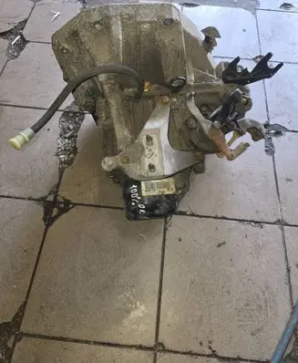 Dacia Dokker Manual 5 speed gearbox JR5341 A107052 320102944R