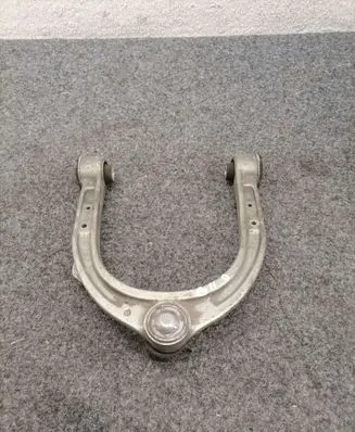 BMW 7 G11 G12 Front upper control arm/wishbone 6868530