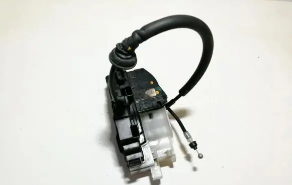 KIA Ceed Front door lock