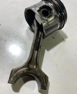 Piston