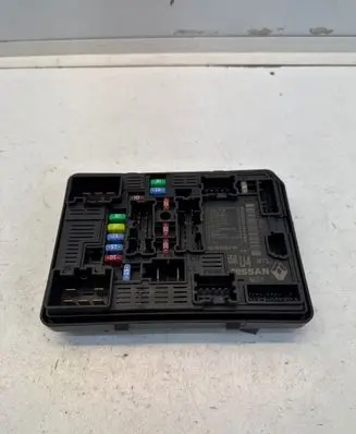 Renault Megane IV Fuse module 284B69541R