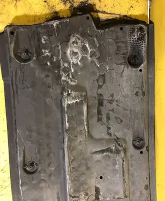 Seat Ibiza IV (6J,6P) Front underbody cover/under tray 6Q0.825.202