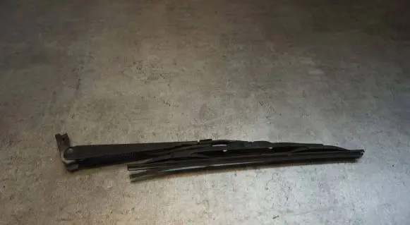 Peugeot Partner Rear wiper blade arm