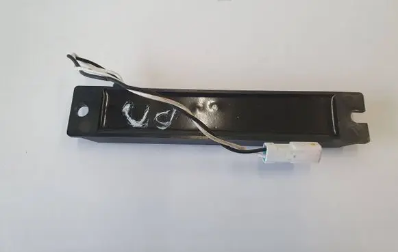 Tesla Model S Keyless system antenna 12069001R1 X12069001R1