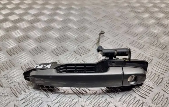 Toyota Corolla Verso E121 Front door exterior handle 242303