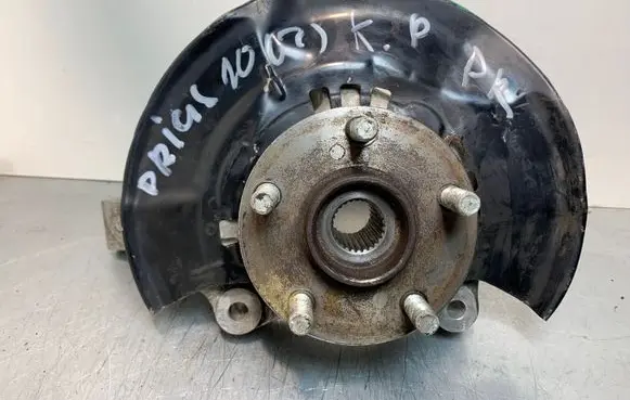Toyota Prius (XW30) Front wheel hub W0178111004